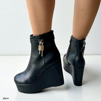 Botin negro detalle plateado plataforma 12cm   HX3282-C1667
