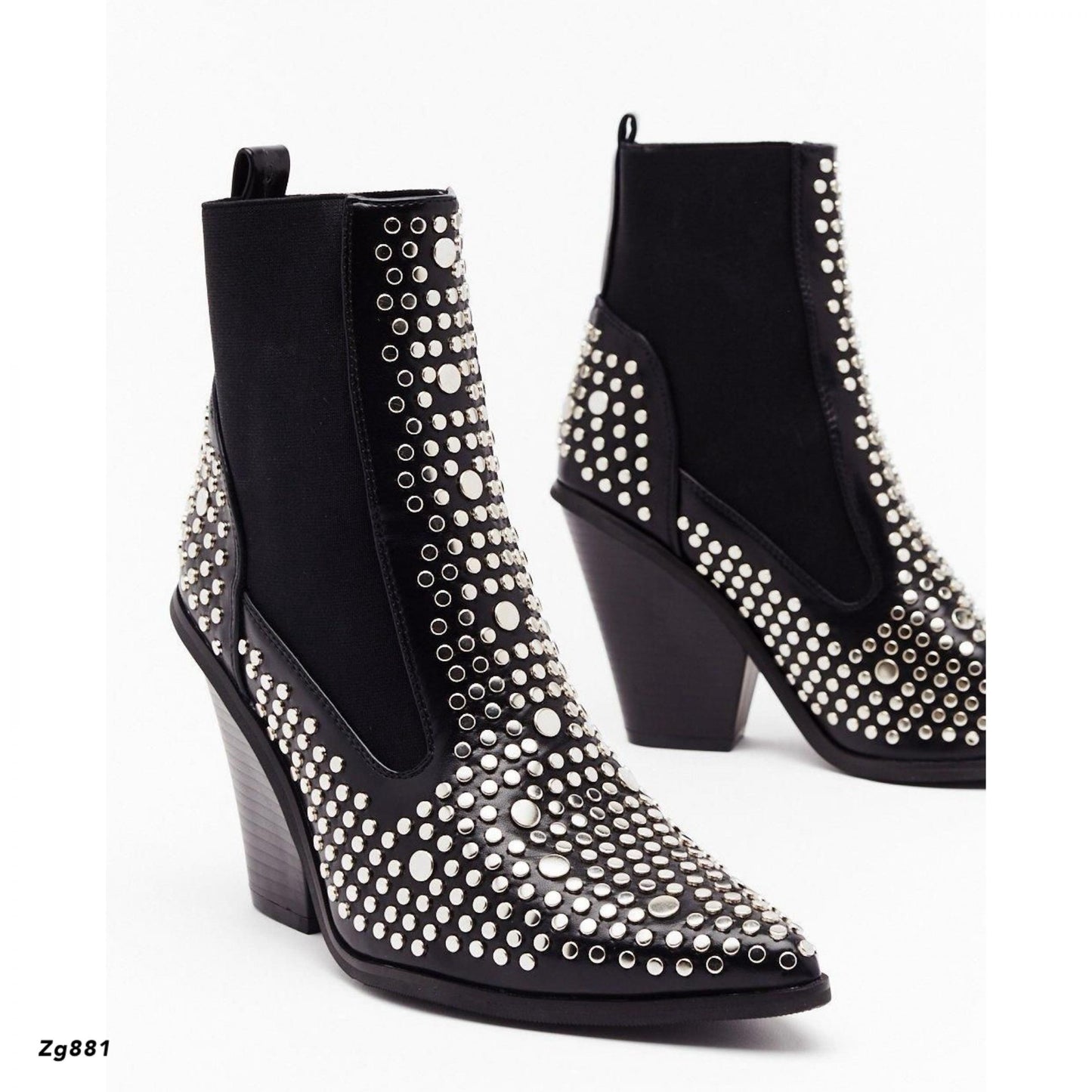 Botin negro apliques plateados resorte tacon 10cm  15757  C-14