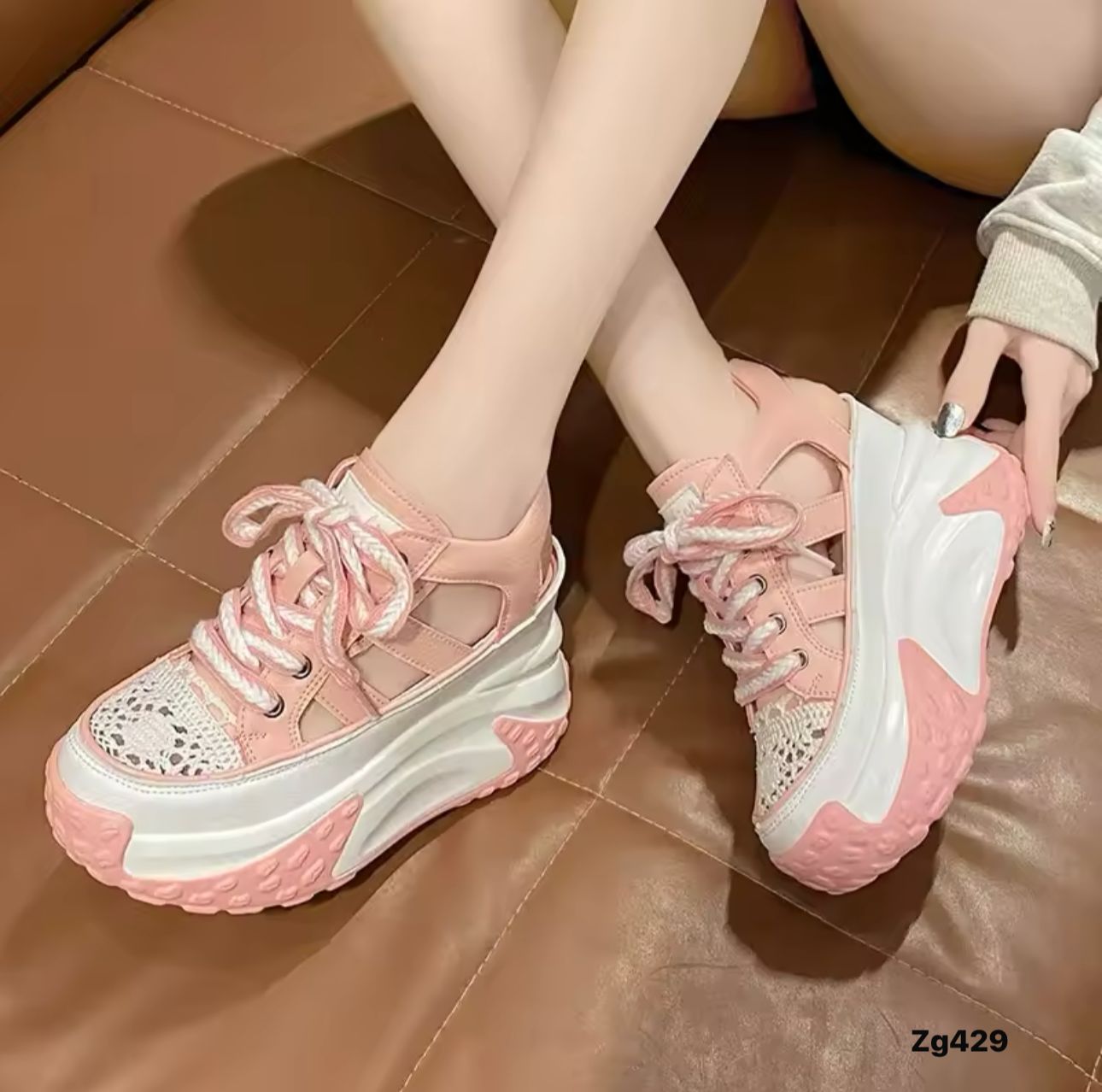 Tenis rosa destapado detalles blanco plataforma 9cm  8096  C-2