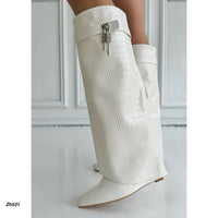 Bota caña alta blanco doblez textura detalle plateado tacon corrido 9cm  HX2697-C1179A