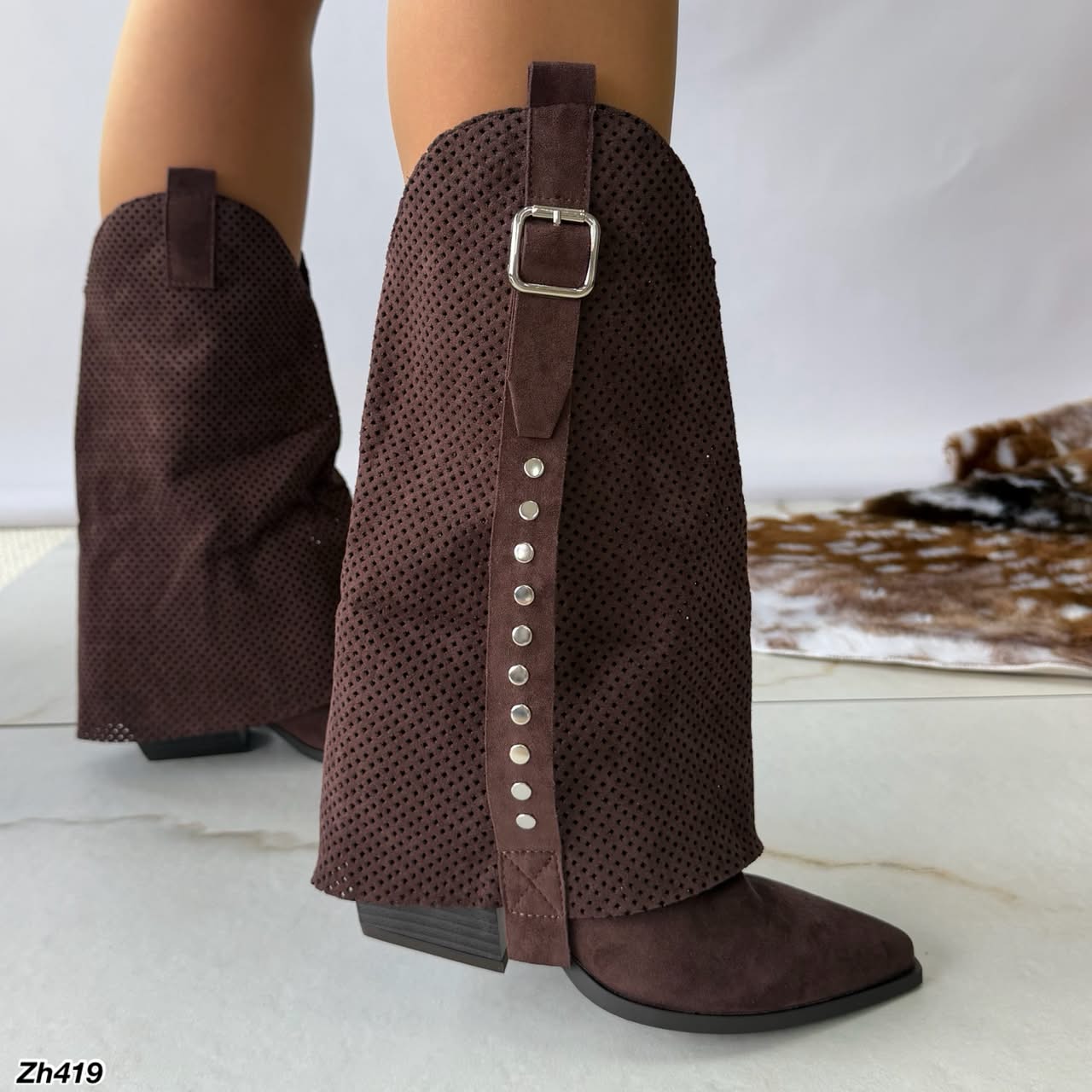 Bota texana café oscuro doblez detalle malla apliques plateado tacon 7cm   YY-93    C-141