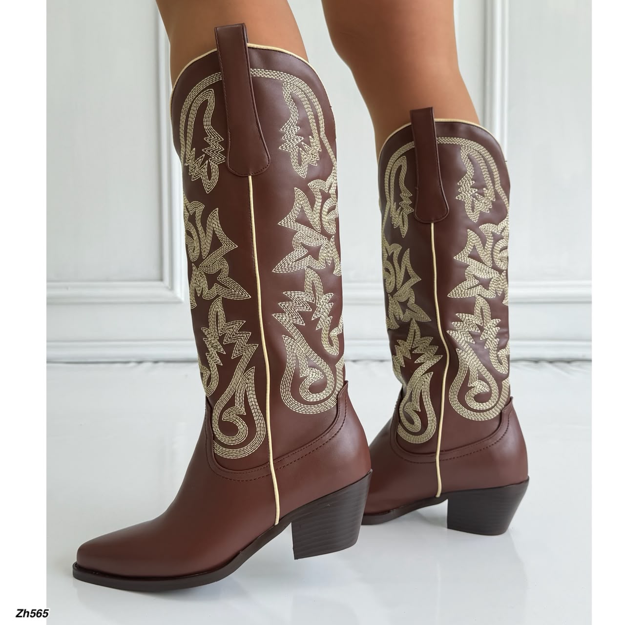 Bota texana café detalle beige tacon 6cm  HX3168-B0209