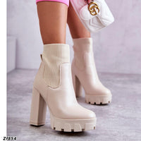 Botin beige tacon 11cm  D7966  C-43