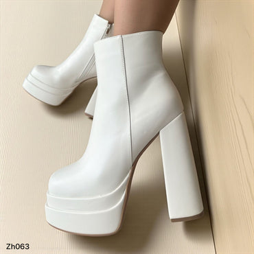 Botin blanco plataforma 5cm tacon 14cm  255-037