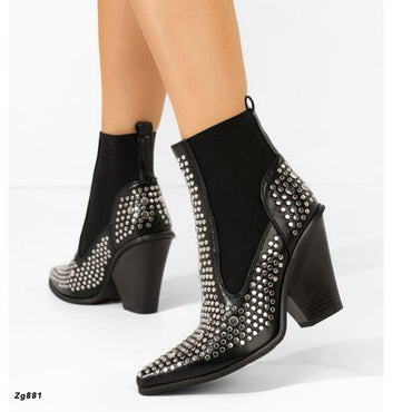 Botin negro apliques plateados resorte tacon 10cm  15757  C-14