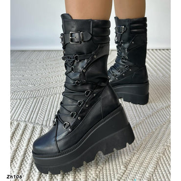 Bota caña media negro apliques puntas plataforma 9cm  255-149