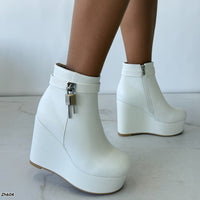 Botin blanco detalle plateado plataforma 11cm  HX3282-C1667