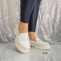 Zapato blanco aplique suela 4cm  CH831  C-69