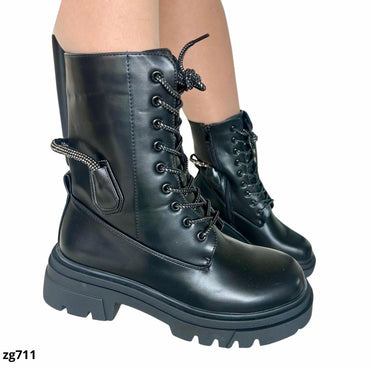 Botin negro cordon con apliques brillantes suela 5cm  2023-N52   C-79
