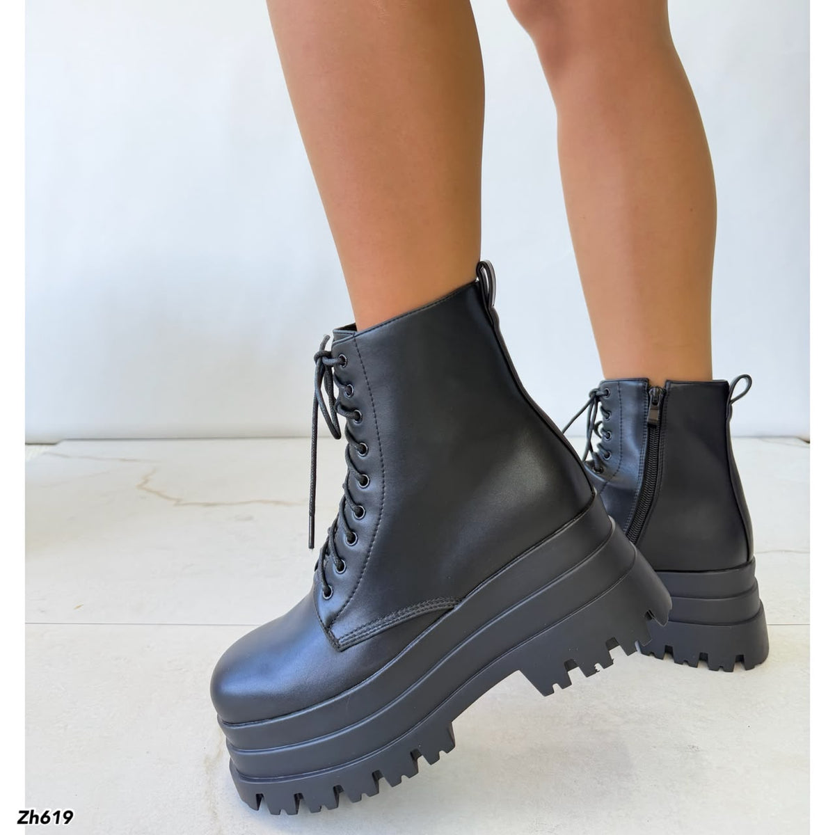 Botin negro plataforma 7cm   HX3112-B9536