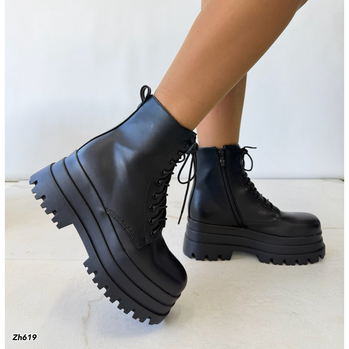 Botin negro plataforma 7cm   HX3112-B9536