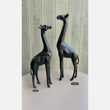 Articulo decorativo jirafa negro mediano  10cm* 5cm* 30cm