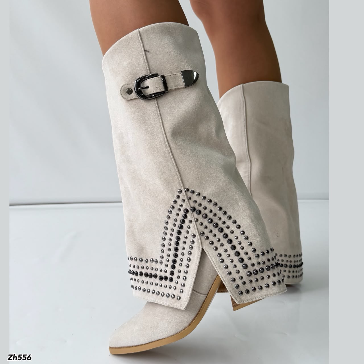Bota texana beige doblez apliques plomo tacon 8cm  HX2997-B0140