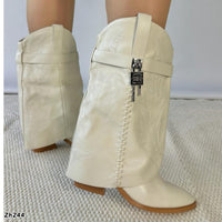 Bota texana beige doblez detalle plateado tacon 9cm  HX3083-C1136