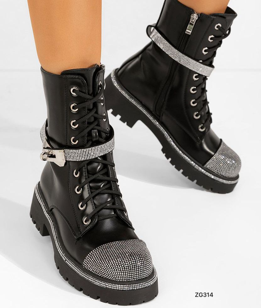 Botin negro apliques plateado correa suela 4cm  52022  C-45