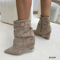 Botin beige doblez detalle dorado tacon 9cm   A9839  C-122