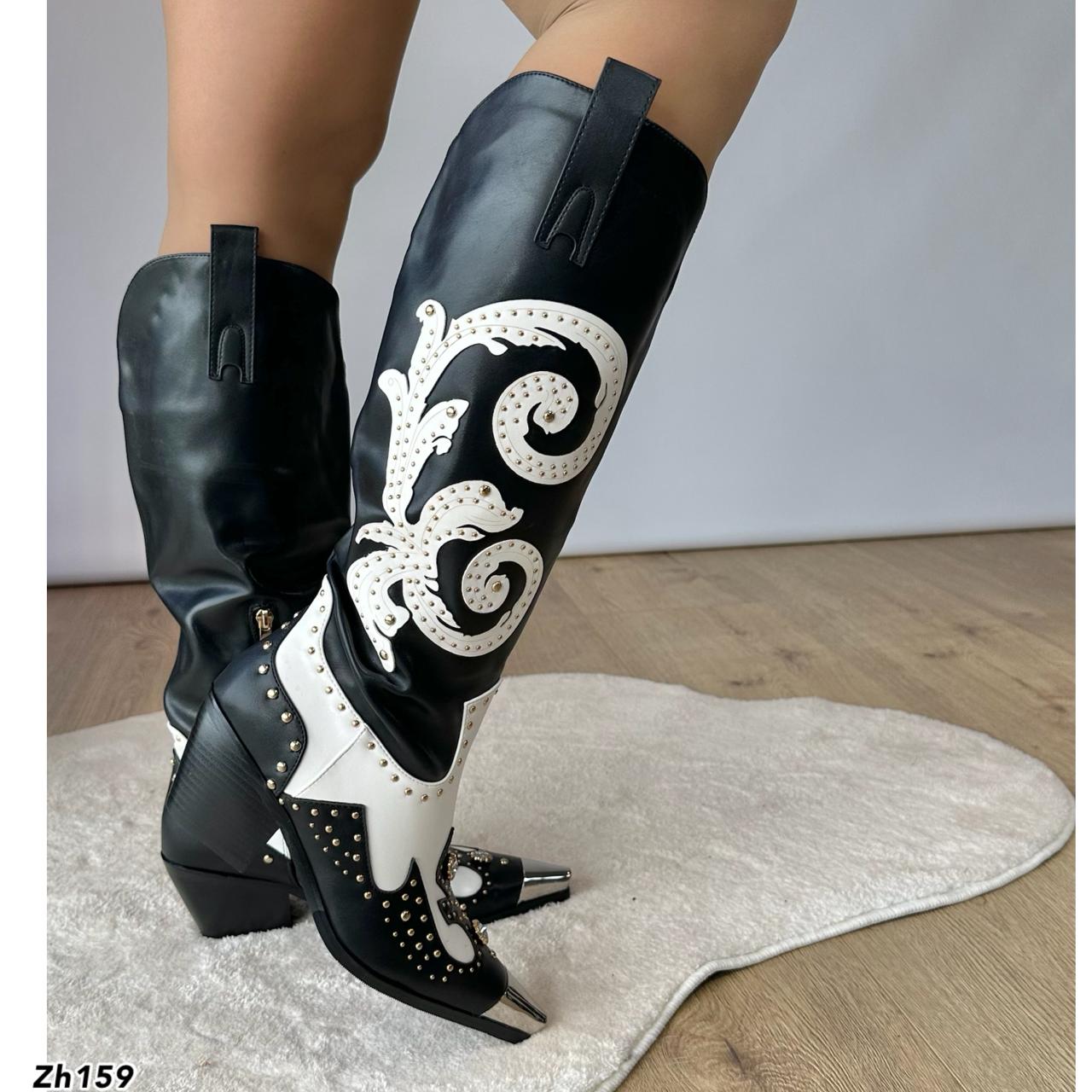 Bota texana negro detalles blanco apliques dorado punta plateado tacon 6cm 255-123