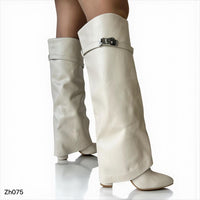 Bota caña alta beige doblez detalle plateado tacon 9cm  255-025