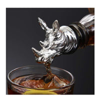 Dispensador de botellas metalico rinoceronte plateado  10.8cm* 5.5cm