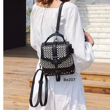 Morral negro apliques plateados piedras  19cm*  20cm   5012  C-B