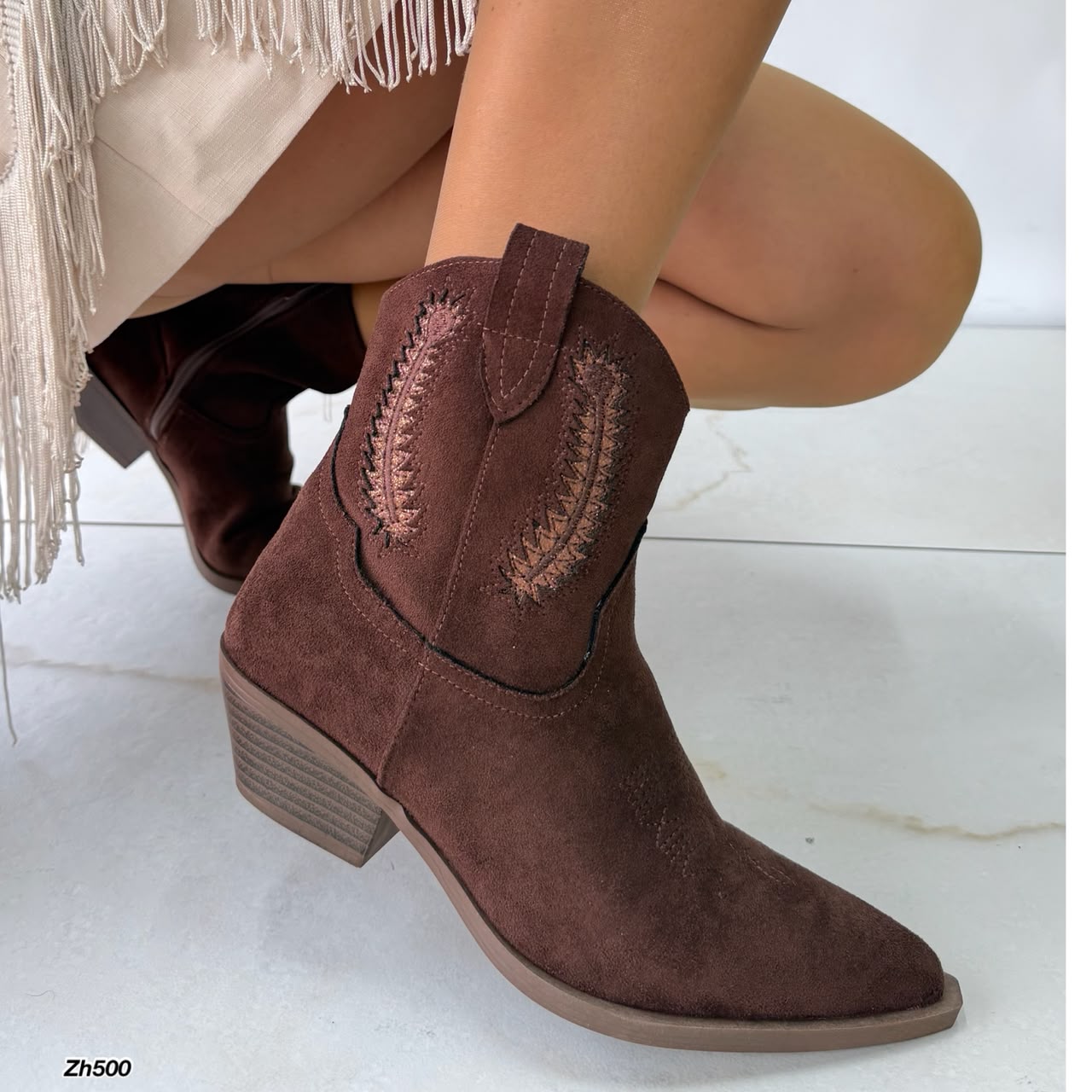 Botin texano cafe detalle brillante tacon 5cm  7188   C-163