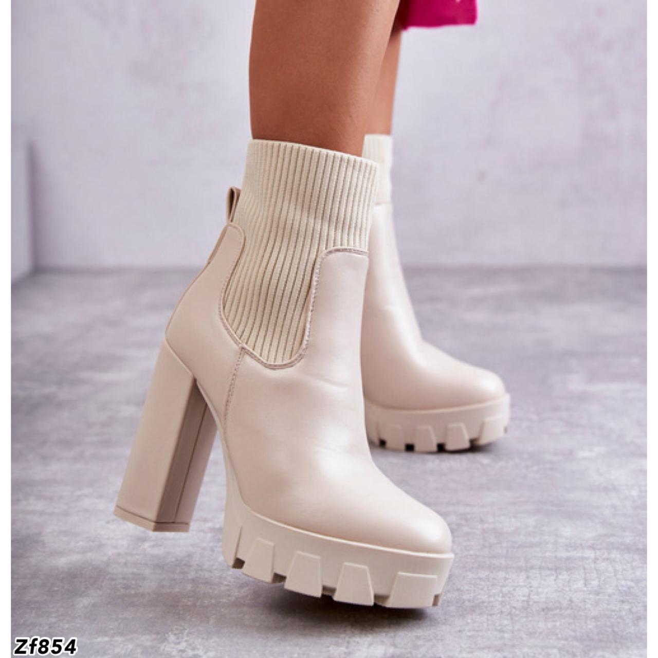 Botin beige tacon 11cm  D7966  C-43