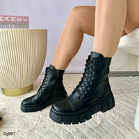 Botin negro cierre lateral plataforma 6cm  255-038