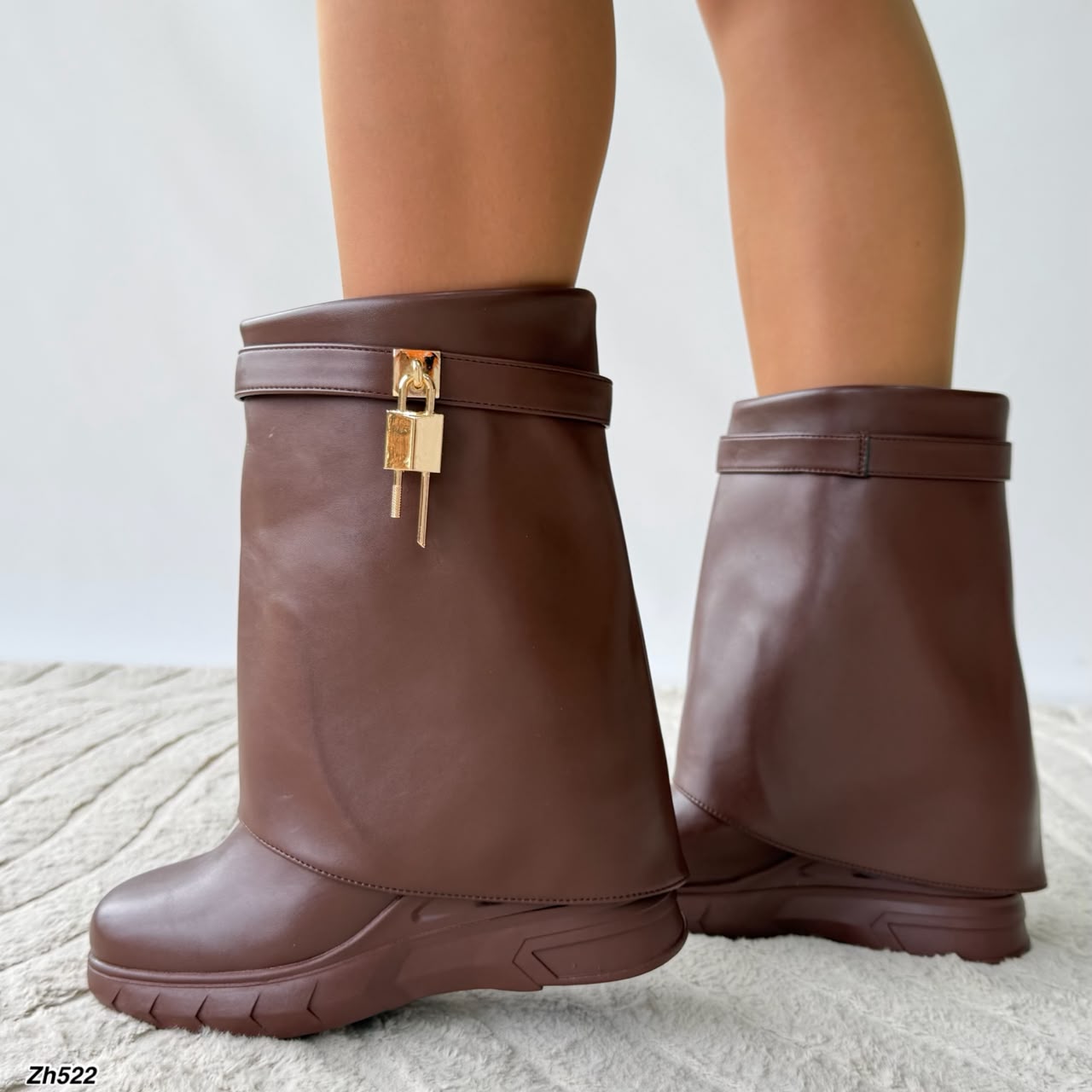 Bota café doblez detalle dorado suela 8cm   HX3090-C1099