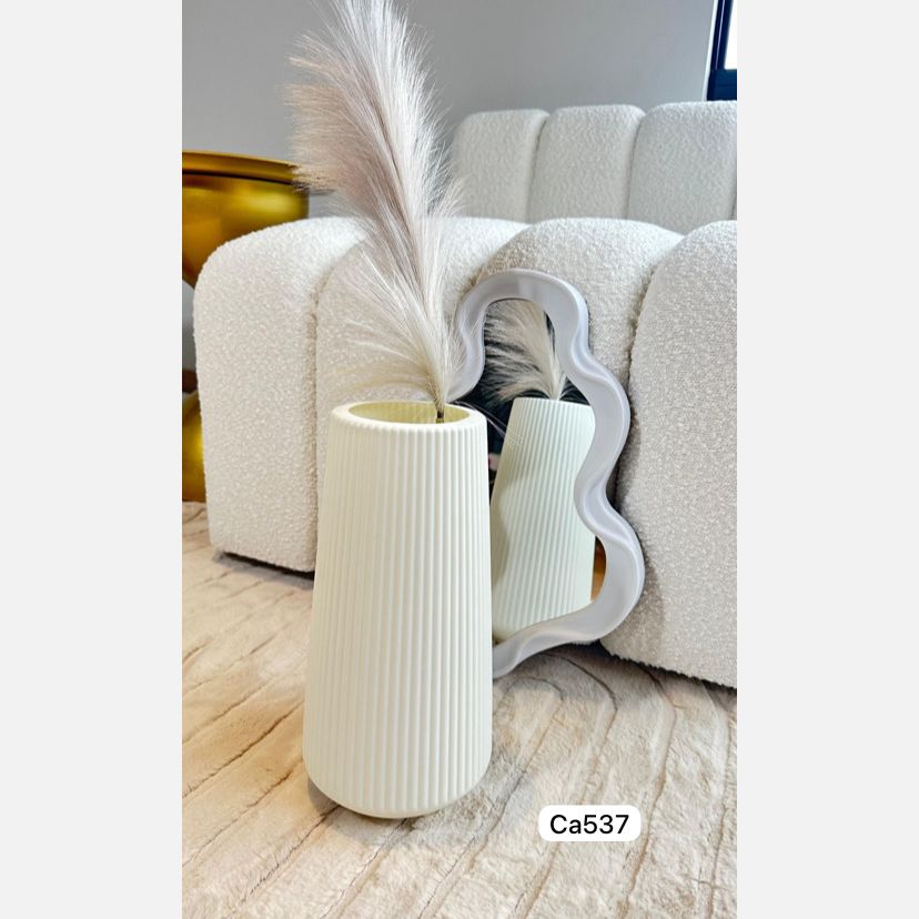 Jarron florero PP blanco alto   15cm* 15cm* 8.5cm