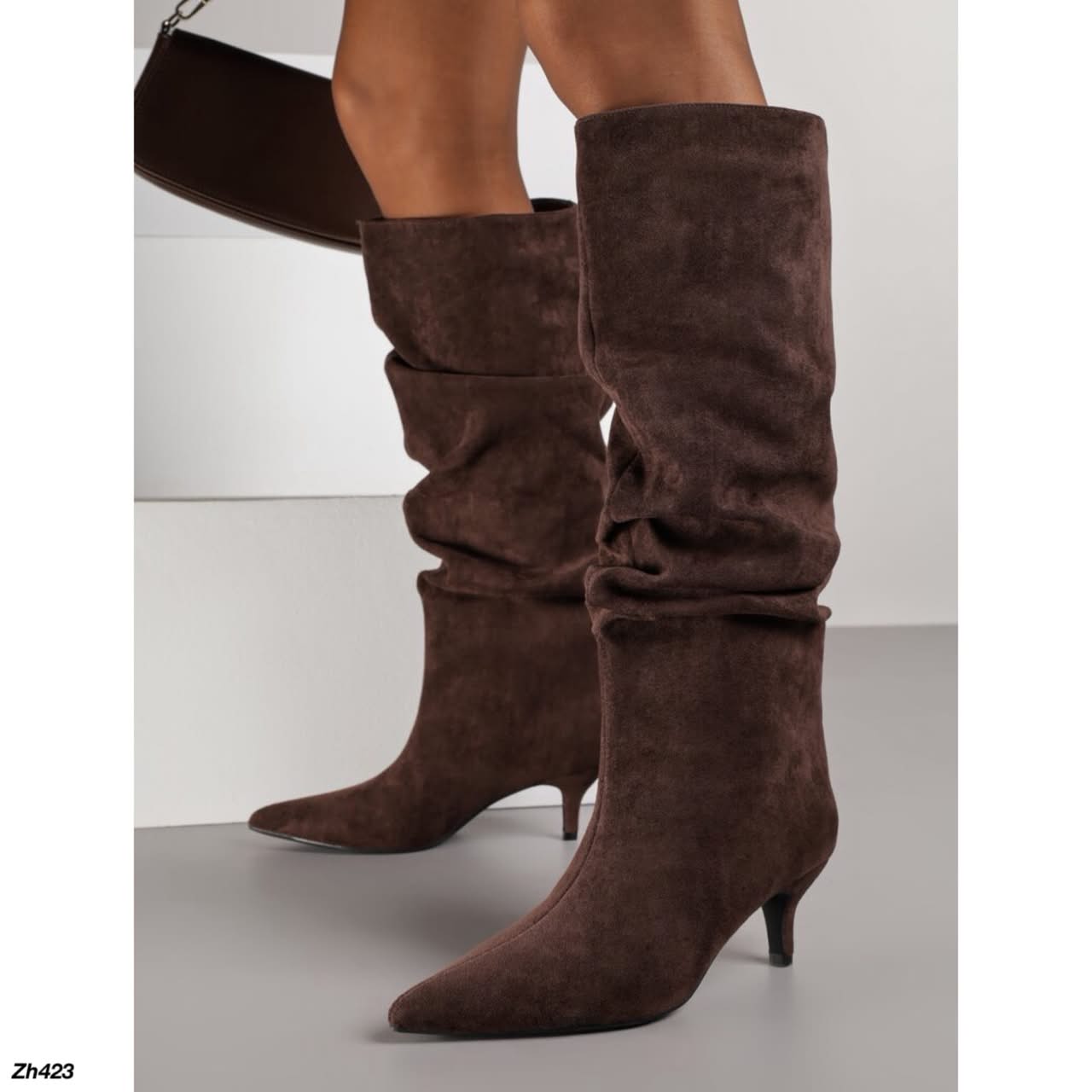 Bota caña alta café oscuro tacon 7cm  A9811  C-141