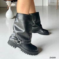 Botin negro doblez correa detalle plateado suela 4cm  HX3080-C1070