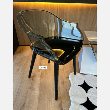 Silla negro transparente en Plástico policarbonado  36cm* 32cm* 44cm