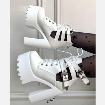 Botin blanco correas tacon 14cm    659-16   C-2