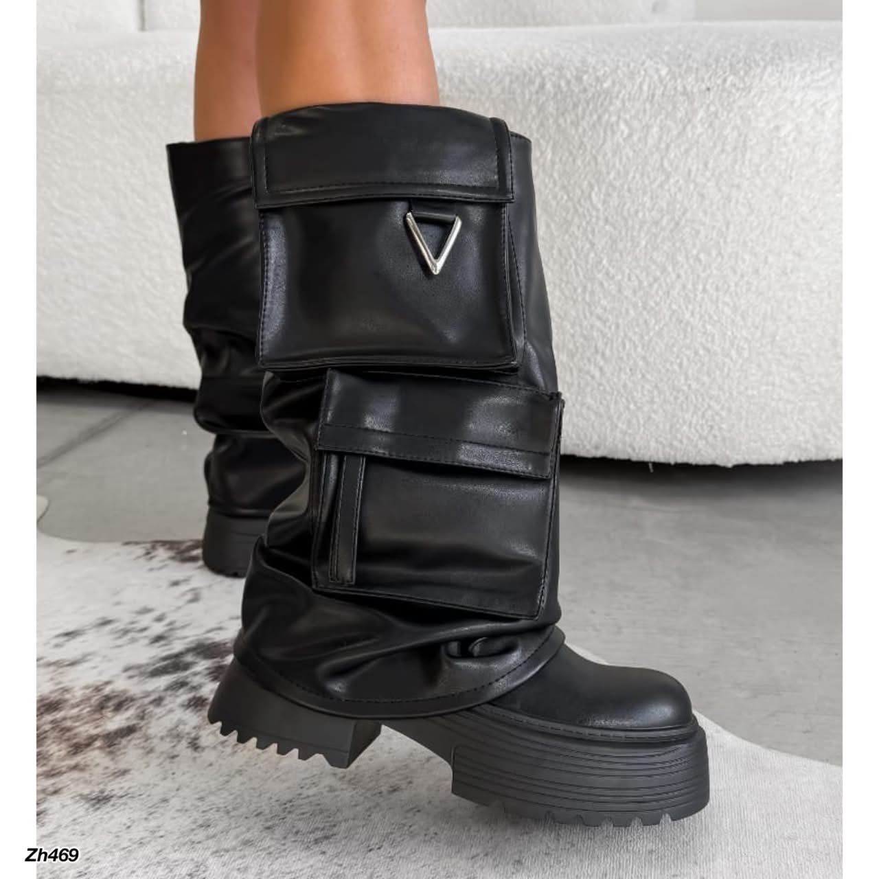 Bota caña media negro doblez detalle bolsillos suela 6cm  K37  C-149