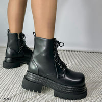 Botin negro plataforma 7cm  HX3140-B9522