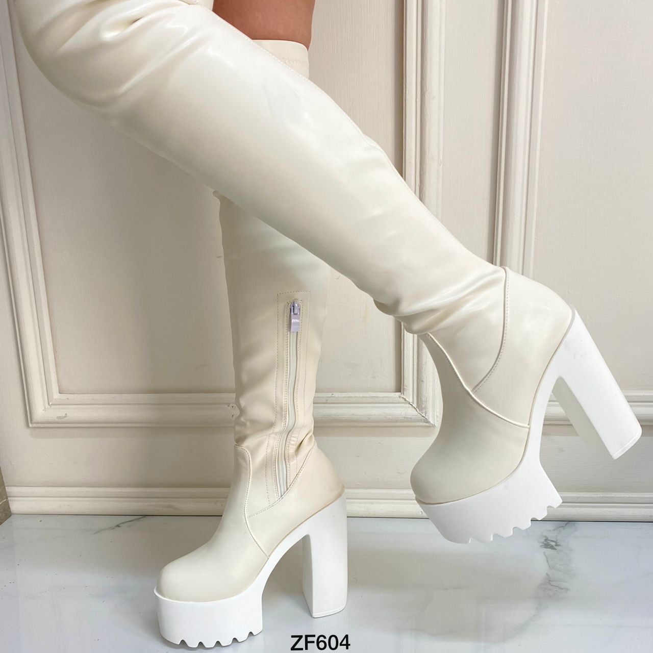 Bota caña alta blanca tacon 14cm   831-11  C-2