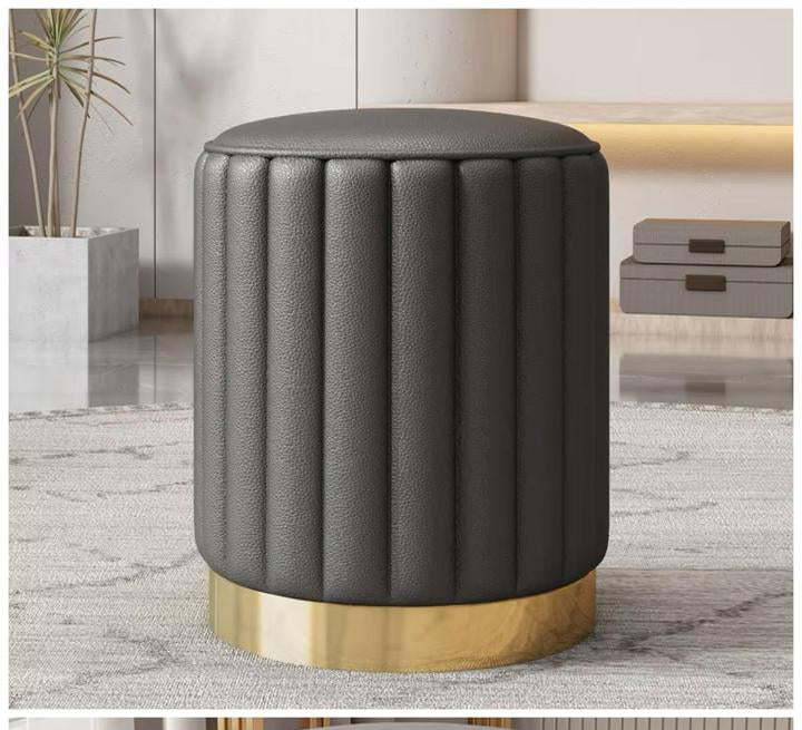 Mesa auxiliar gris oscuro policuero base dorado   33cm* 40cm