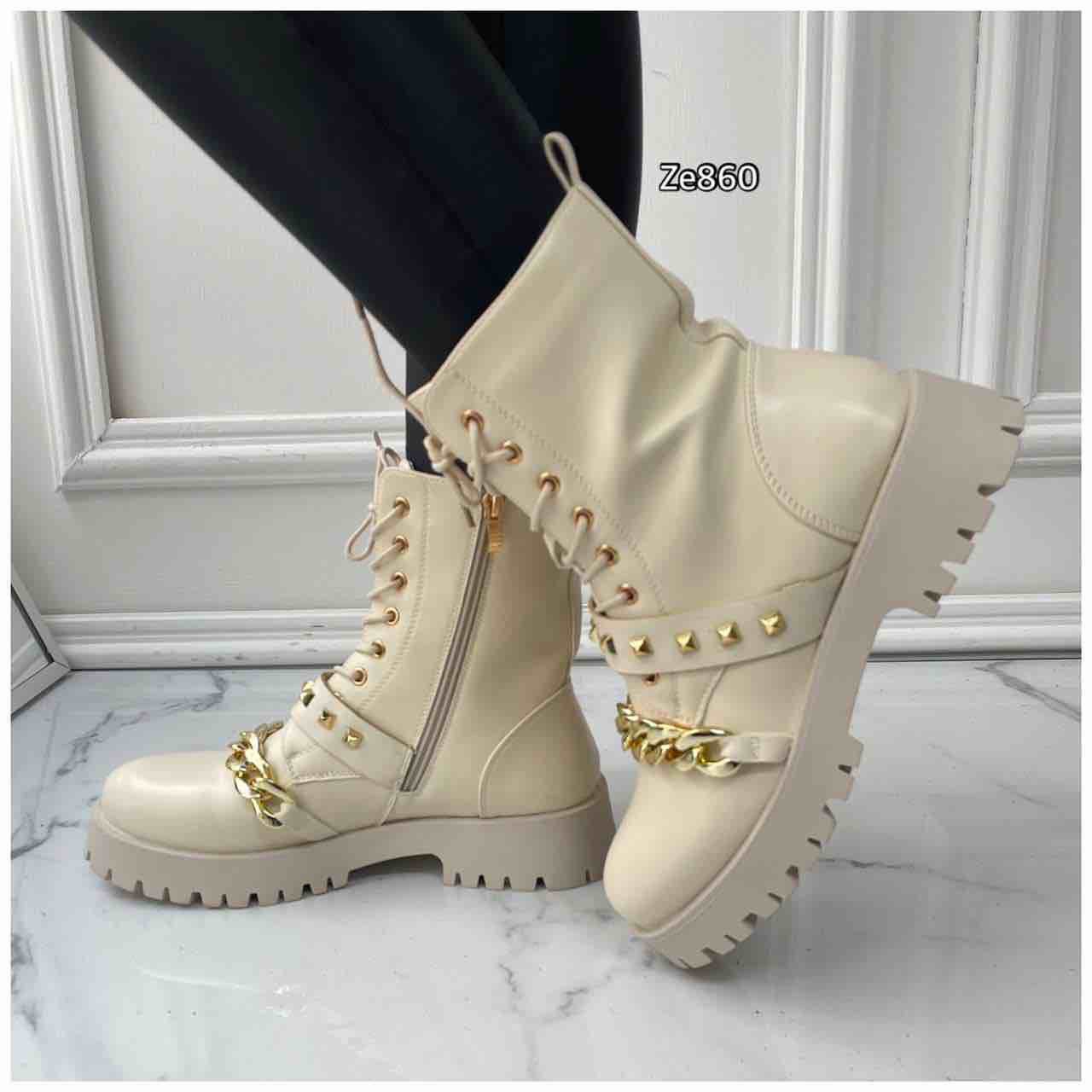 Botin beige aplique dorados suela 3cm  1965  C15