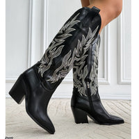 Bota texana negro detalles blanco tacon 9cm  HX3371-B0218