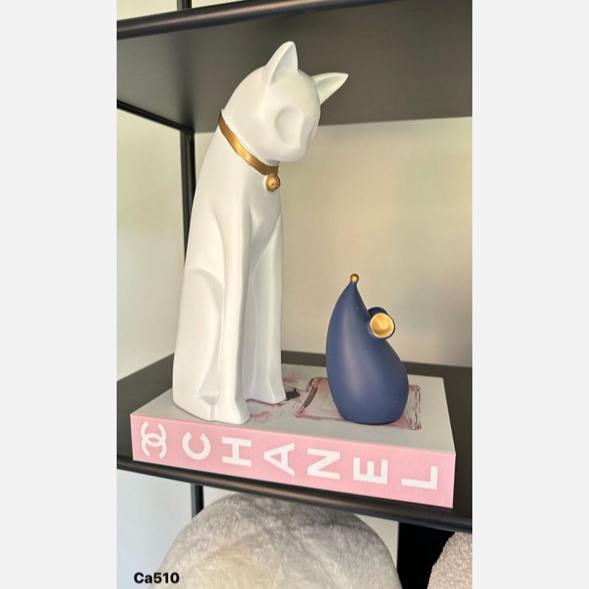 Set gato blanco y raton azul detalle dorado  12cm* 10cm* 30cm  -  8cm* 7cm* 13,5cm