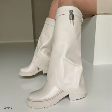 Bota caña alta beige doblez detalle plateado suela 5cm  255-029