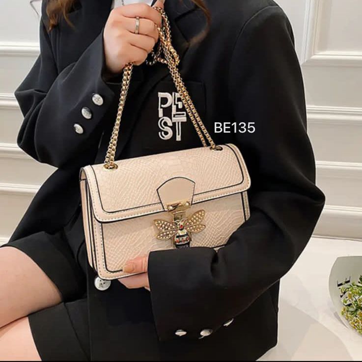 Bolso palo de rosa aplique cadena dorada  22cm*14cm    1196   C-B