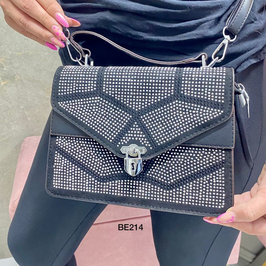 Bolso negro apliques brillantes   22cm*  15cm  8609  C-B