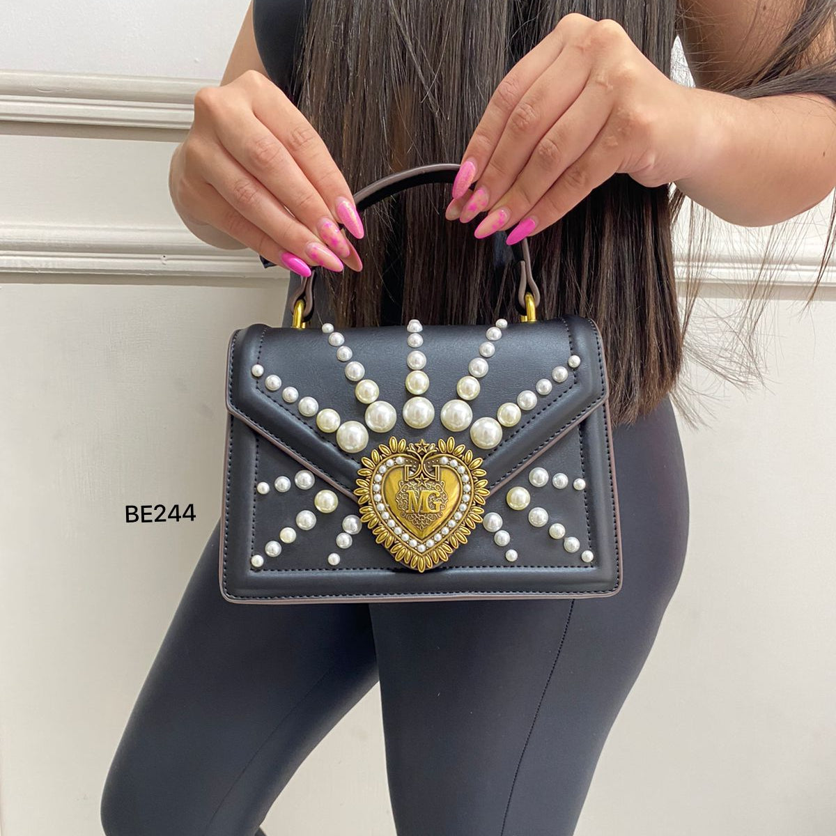 Bolso negro apliques perlas  18cm*  13cm  6513-1  C-B