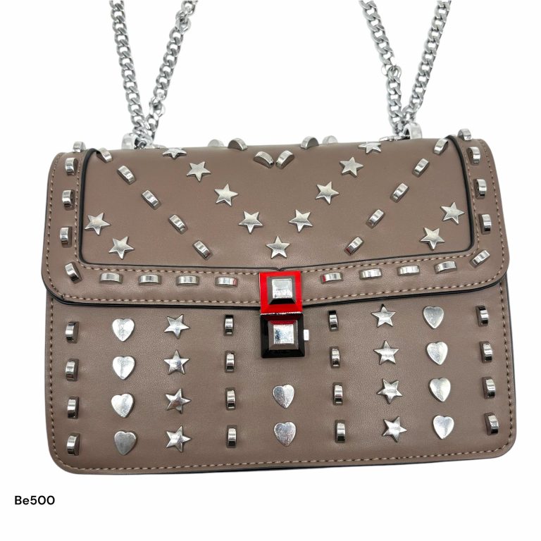 Bolso cafe apliques y cadena plateado   24cm* 9cm* 18cm   C - 23196-A