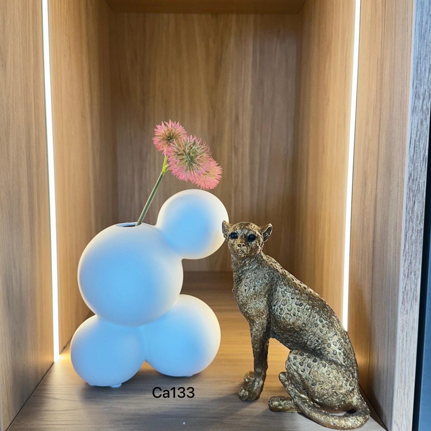 Jarron 4 bolas ceramica  13cm* 13cm* 17cm