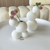 Jarron 4 bolas ceramica  13cm* 13cm* 17cm