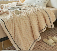 Cobija beige borde blanco 200cm* 230cm