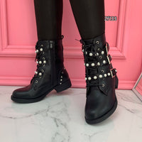 Botin negro aplique perlas suela 3cm  566-1   C13