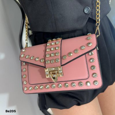 Bolso rosa apliques dorados piedras   20cm*  14cm  696  C-B